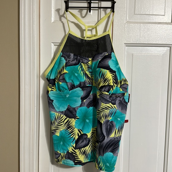 ZeroXposur Swim Wear XL 2 piece - Picture 4 of 7